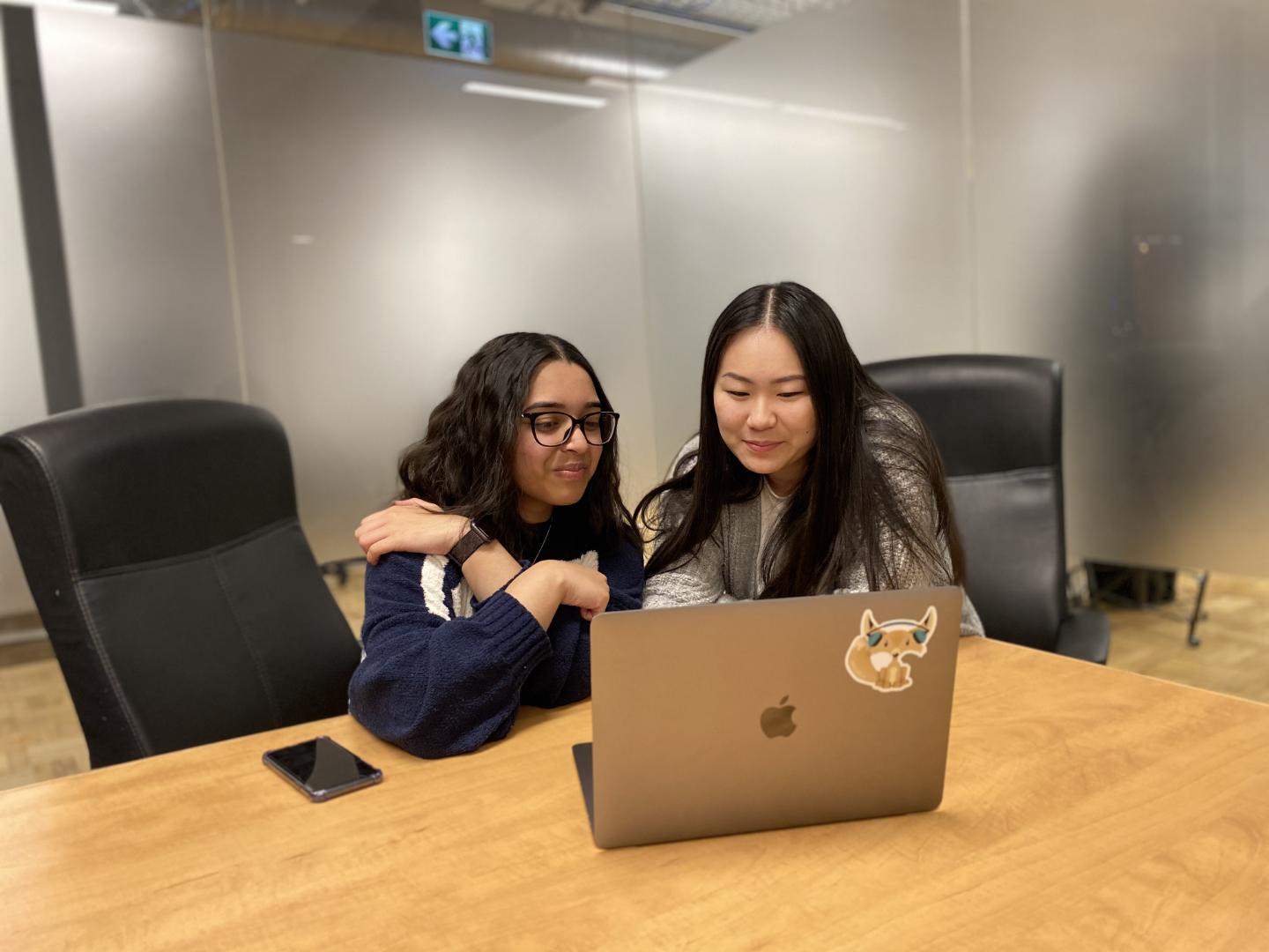Jerin and Lynn on computer